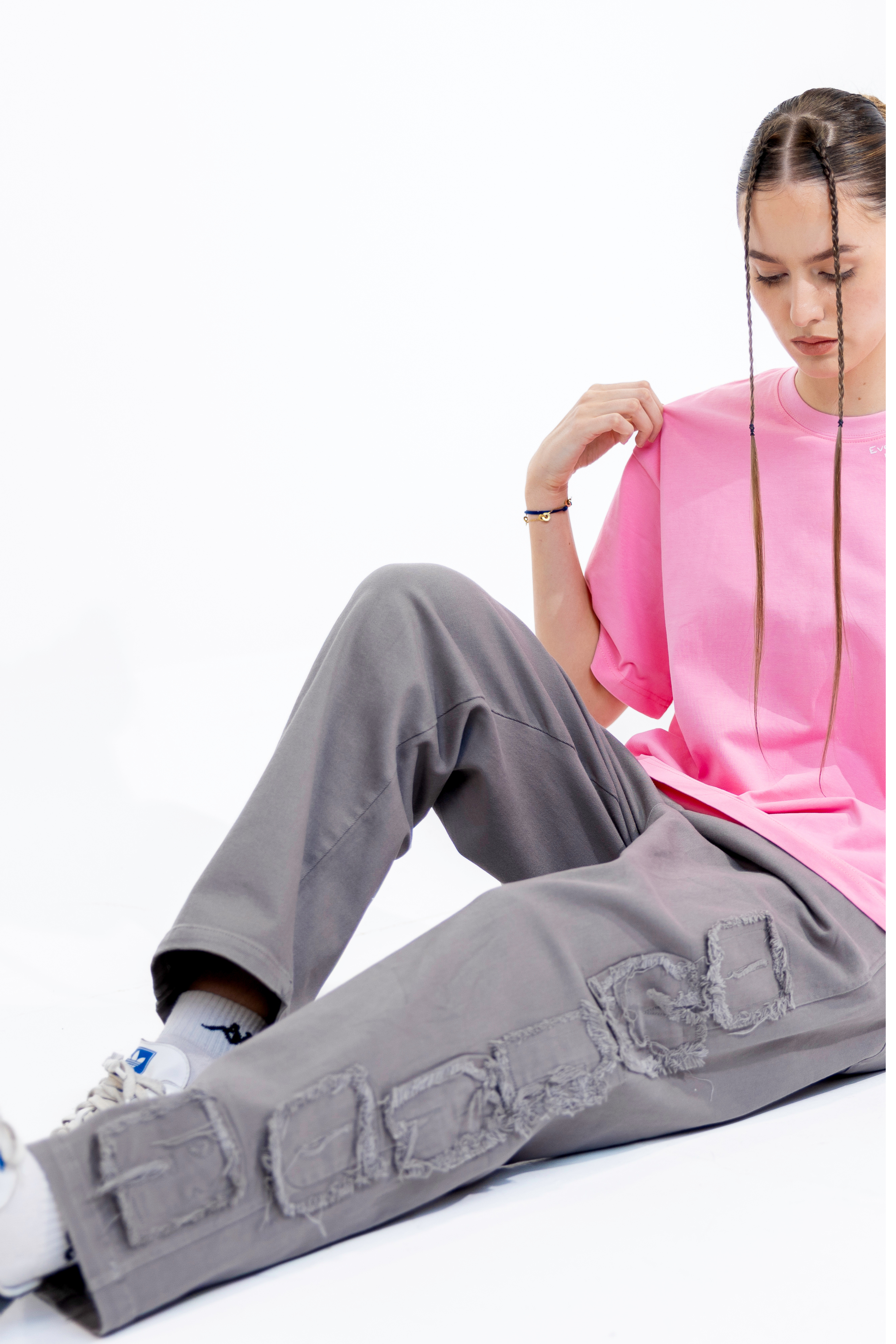 Trace Line Pants – Oversized Grey